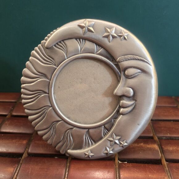 Vintage Man In The Moon Pewter Picture Frame Celestial Moon Sun Stars 5.5" Dia - Picture 1 of 3
